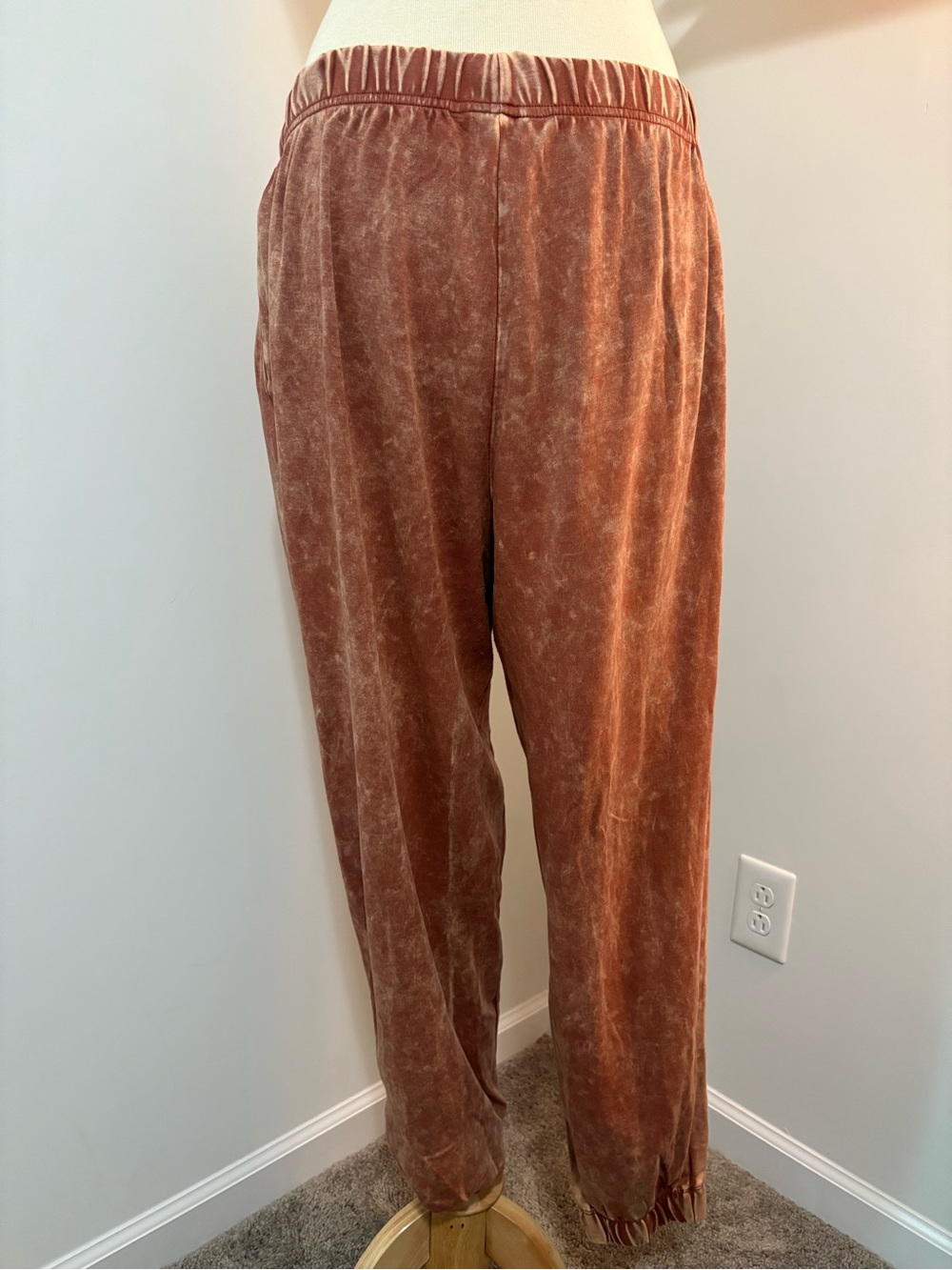 Zenana Outfitters Rust Mineral-Wash Joggers - Picture 7 of 12